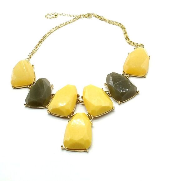 Gold-tone Statement Bib Necklace Mustard Yellow & Green Lobster Clasp - Picture 6 of 10